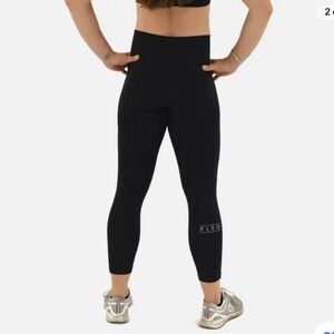 El Toro 21" Black - Silky Silk